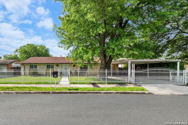 5826 Castle Brook Dr - Photo 1