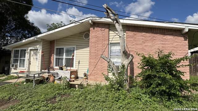 502 Earlyway Dr - Photo 1