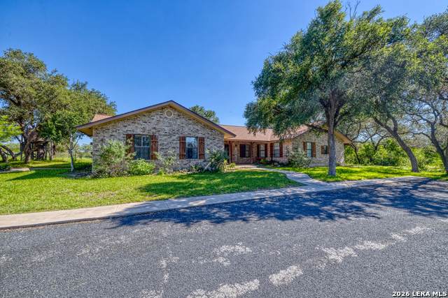 335 Sunset Ridge - Photo 1