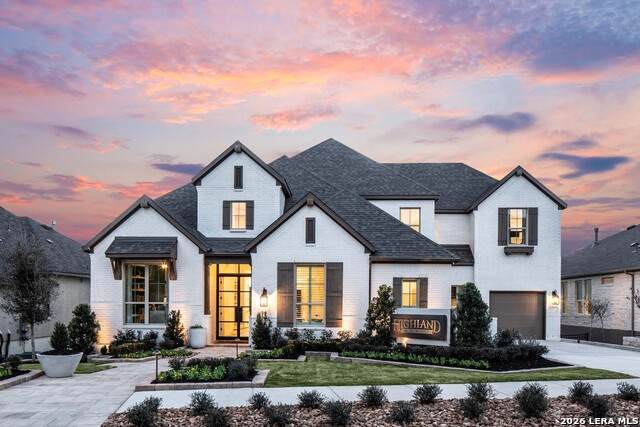 210 Navarro - Photo 1