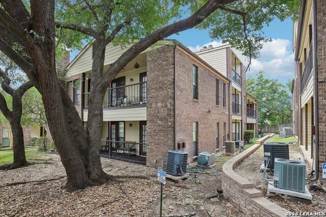 2542 Babcock - Photo 1