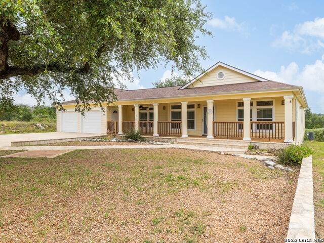 1110 Oakwood Loop - Photo 1