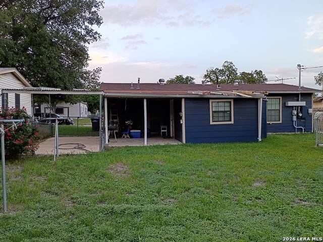 350 Pilgrim Dr - Photo 1