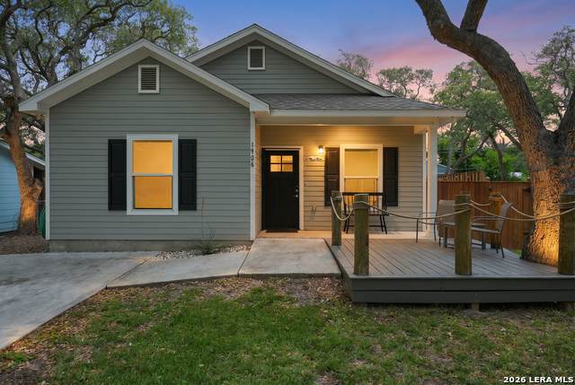 1906 Picton Ln - Photo 1