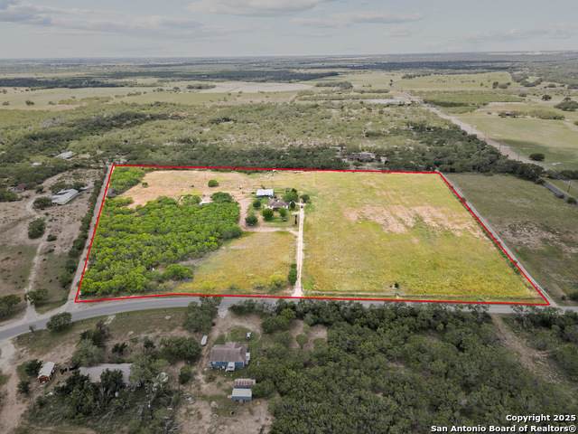 425 Old Pleasanton Rd - Photo 1