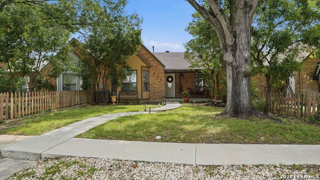 734 Summerwood Drive - Photo 1