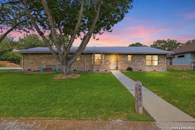 1250 Hollyhock Ln - Photo 1