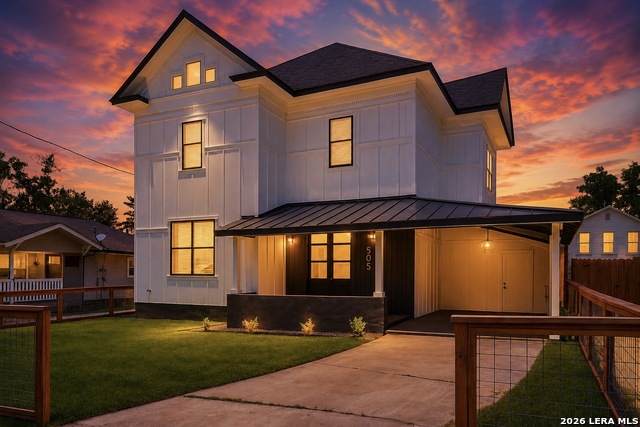 505 Rigsby - Photo 1