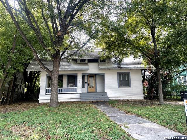 210 Florida St - Photo 1