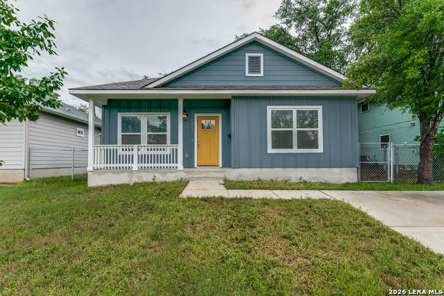 423 Channing Ave - Photo 1