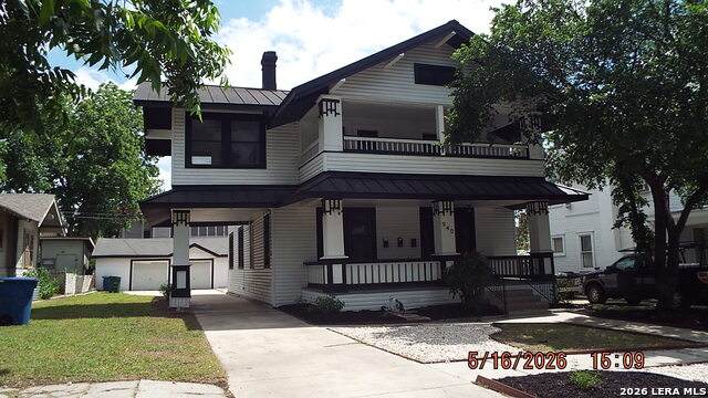 940 Mulberry - Photo 1
