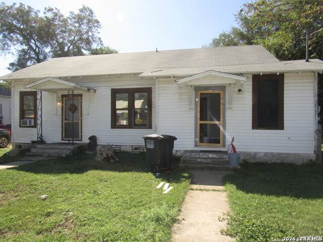 134 Gladstone - Photo 1
