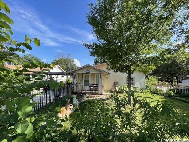 330 Bradley St. - Photo 1