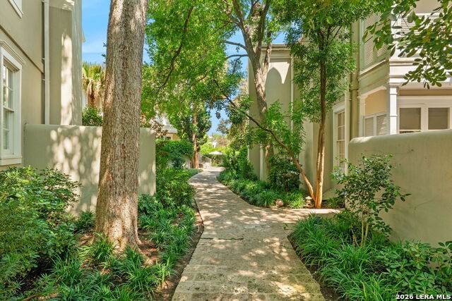 122 Chester - Photo 1