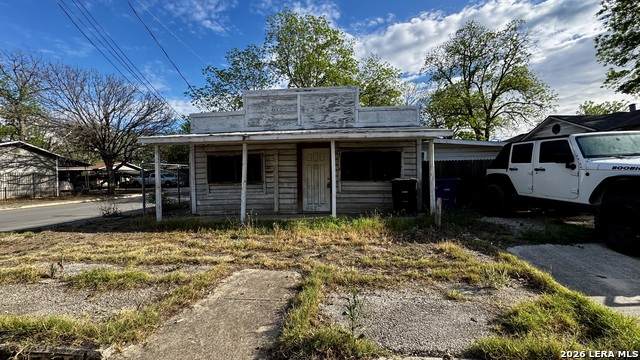 300 Queretaro St - Photo 1