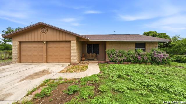 103 7TH ST - Photo 1