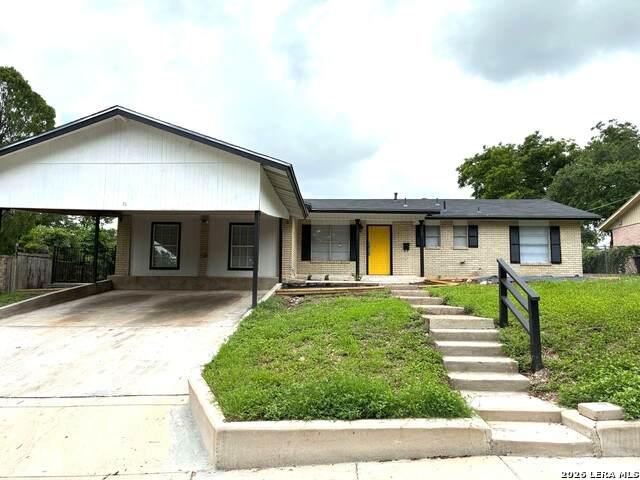 715 Cosgrove St - Photo 1