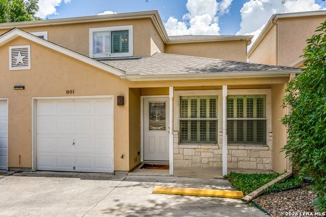 3202 Eisenhauer #801 - Photo 1