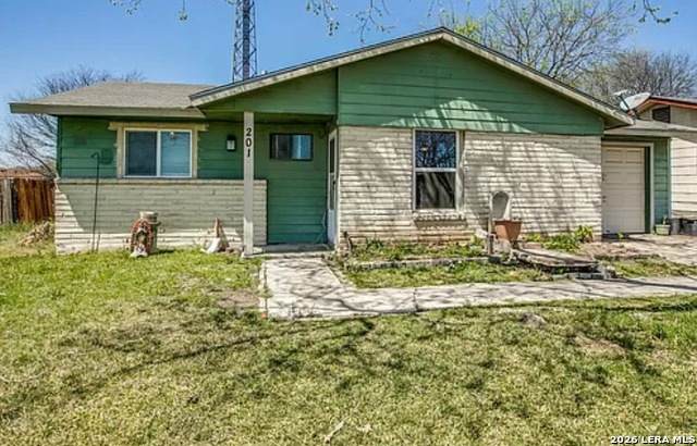 201 Brenda Dr - Photo 1