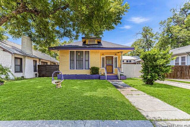 631 Cedar St - Photo 1