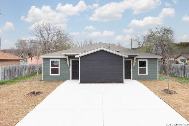 1143 Magnolia - Photo 1