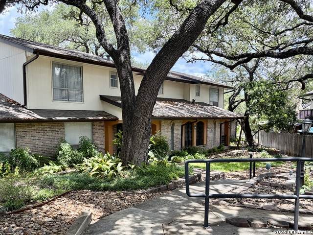 8915 Datapoint Dr - Photo 1