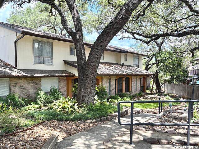 8915 Datapoint Dr - Photo 1
