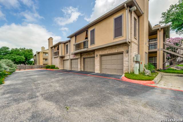 11839 Parliament St - Photo 1