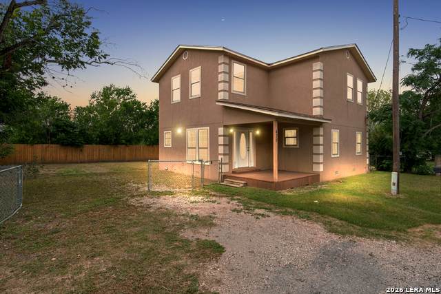 438 Cresthill Rd - Photo 1