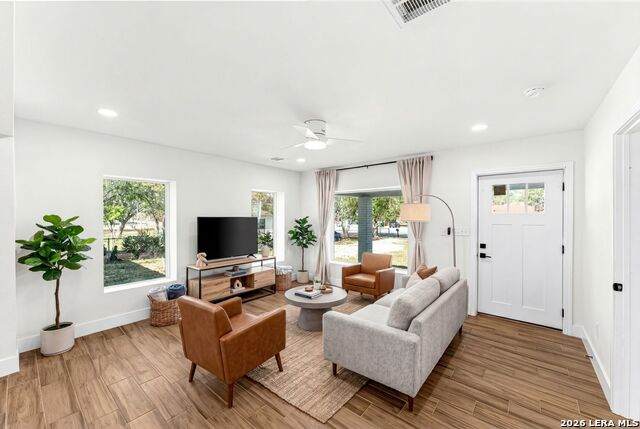 1312 C St - Photo 1