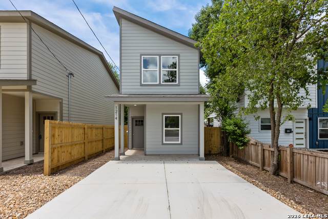 1214 Aransas - Photo 1