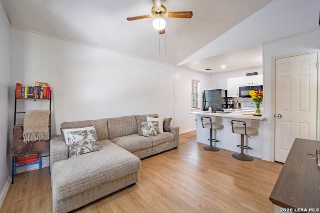 4803 Hamilton Wolfe - Photo 1