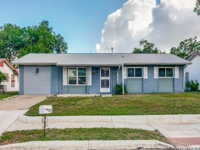 1503 Ackard - Photo 1