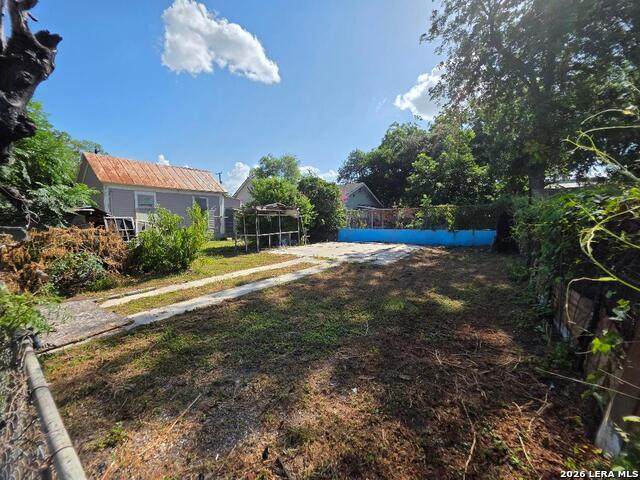 101 Willow - Photo 1