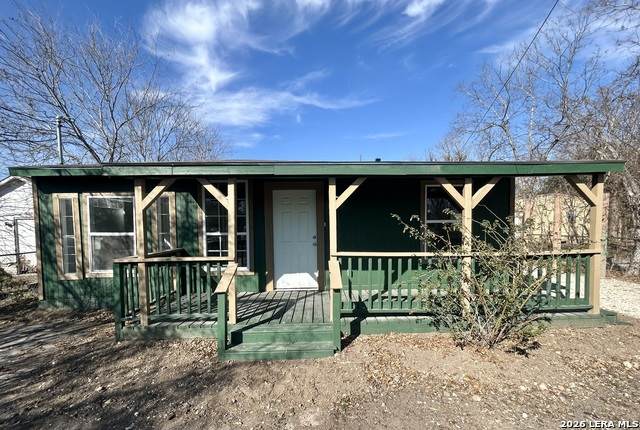 715 Gerald - Photo 1
