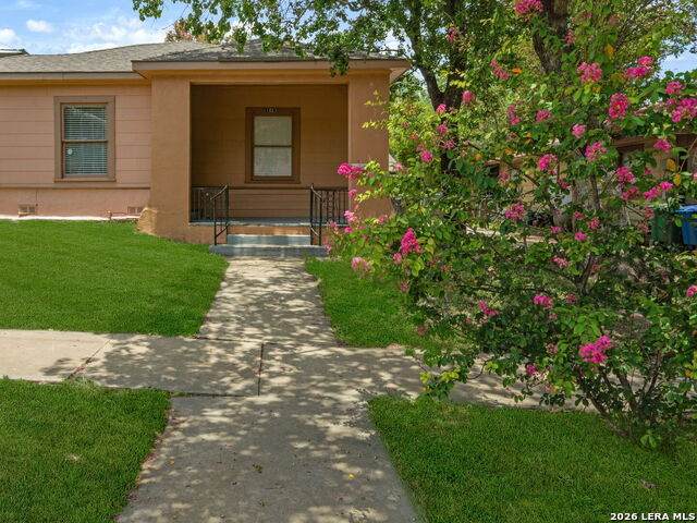 1023 French Pl - Photo 1
