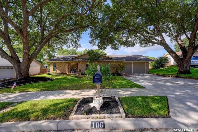 106 Barcelona Drive - Photo 1