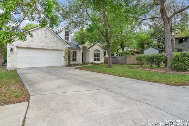 13443 Blackstone - Photo 1