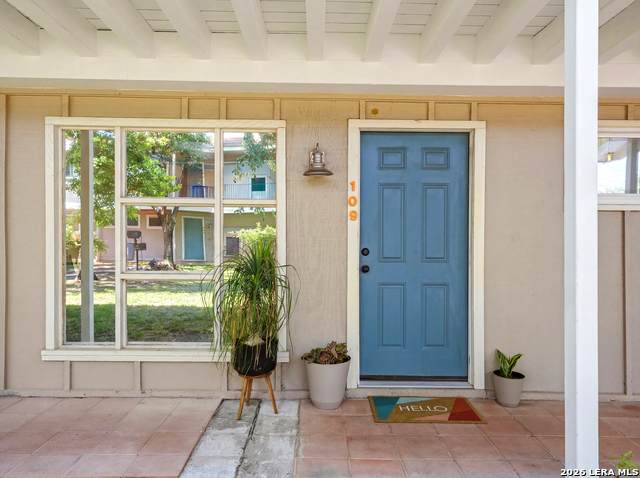 255 Rampart Dr - Photo 1