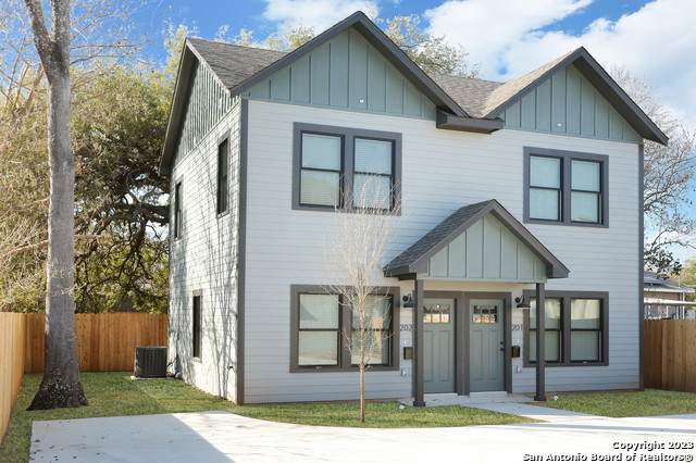 311 Ferguson - Photo 1