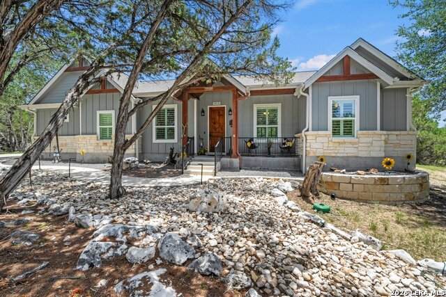 1016 Happy Hollow Dr - Photo 1