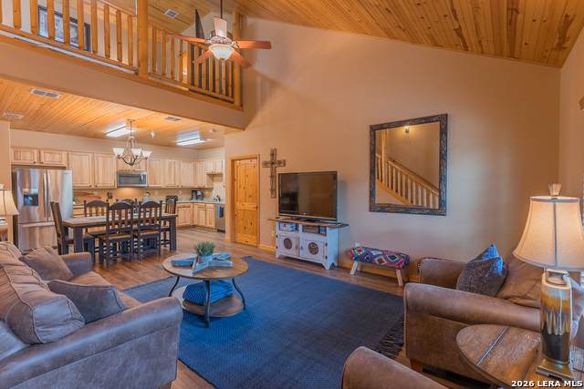 1554 Gruene Rd - Photo 1