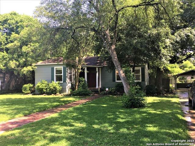 136 Harmon Dr - Photo 1