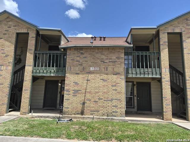 5201 Meadow Field - Photo 1