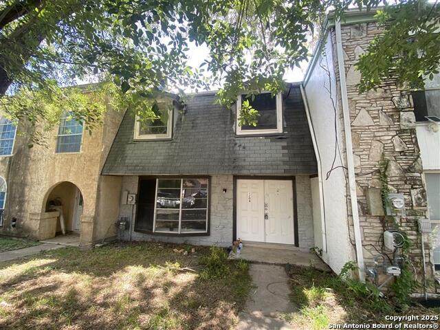 1208 Churing Dr - Photo 1