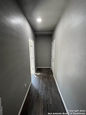 301 Warren St - Photo 1