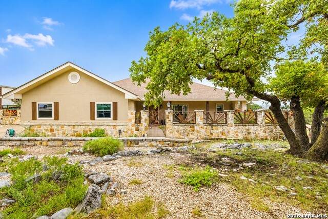 138 Ridge Rd W - Photo 1
