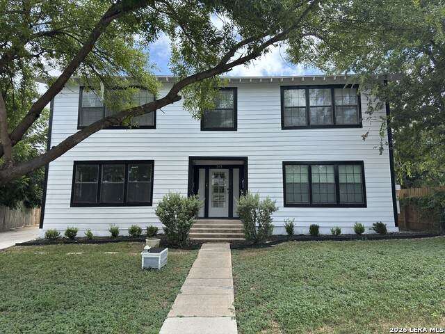 315 Andrews - Photo 1