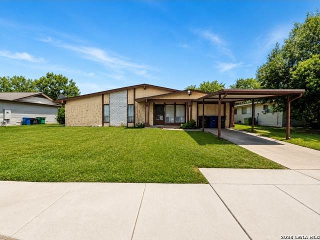7422 Lancewood - Photo 1