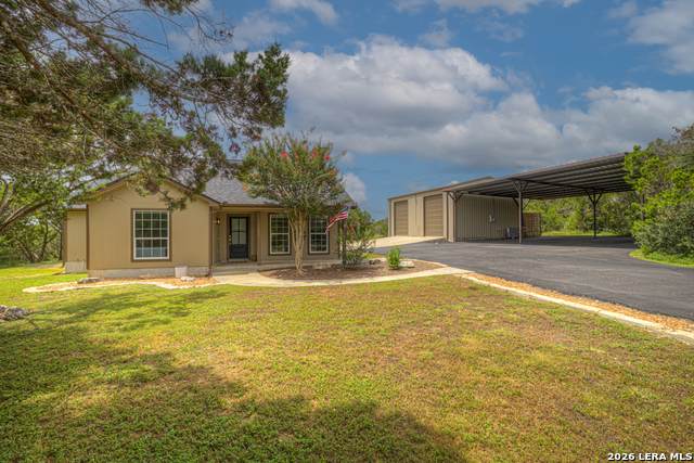 1100 Yaupon Dr - Photo 1